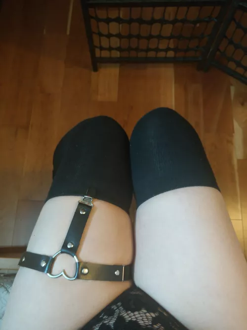 THICC thighs save life