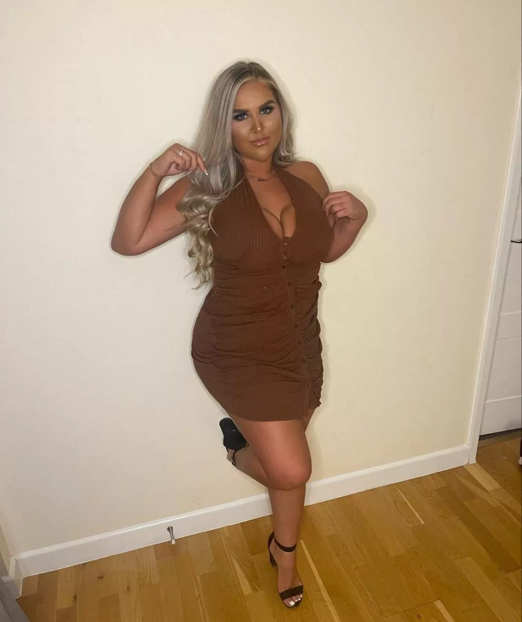 Thick busty