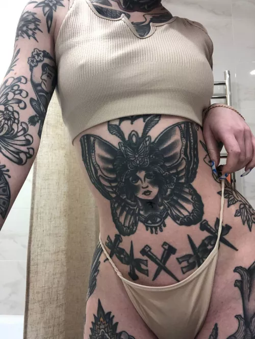 Thick thighs for your