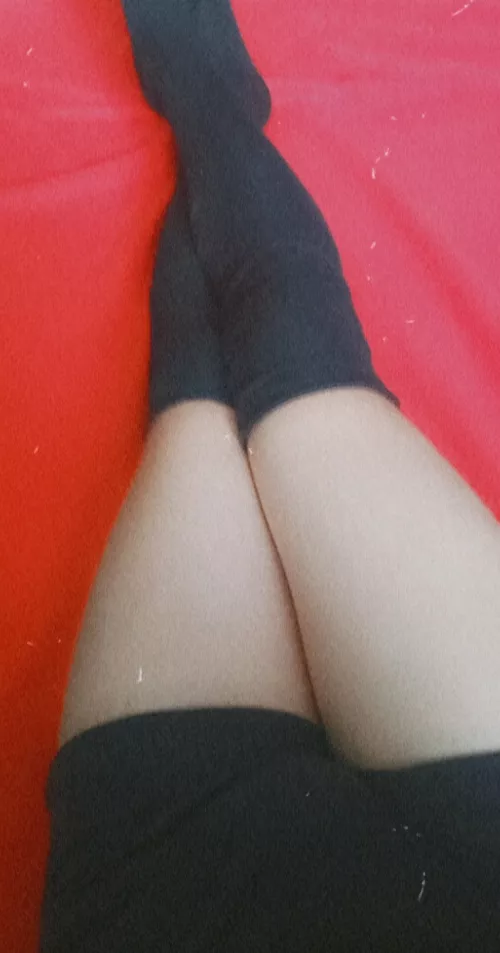 Thigh and highs