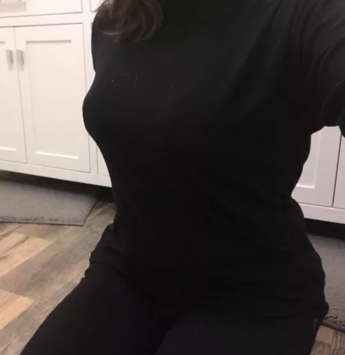 Thighs and fake boobs :P