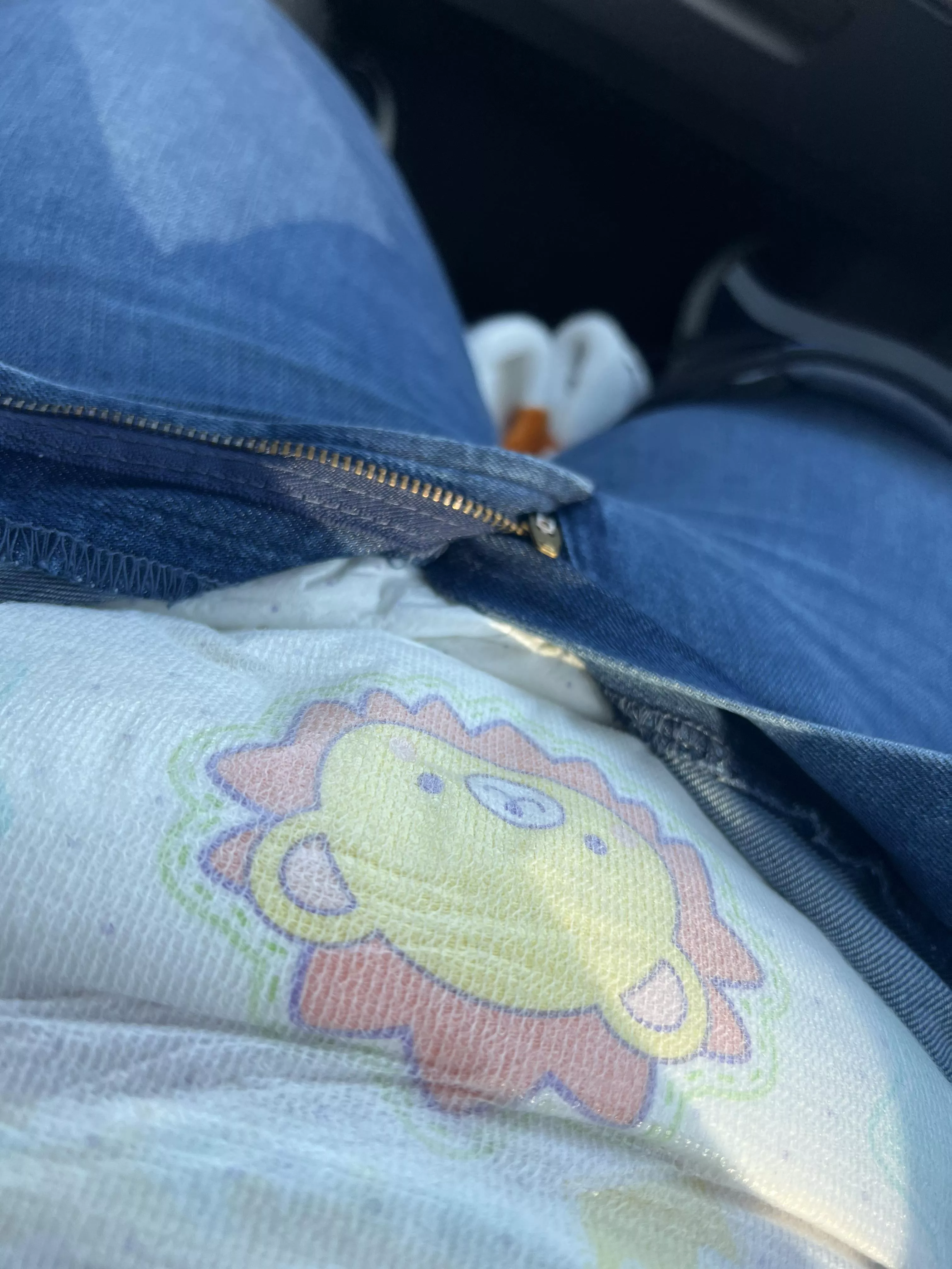 thinking… i leaked at workie 😣☝🏻