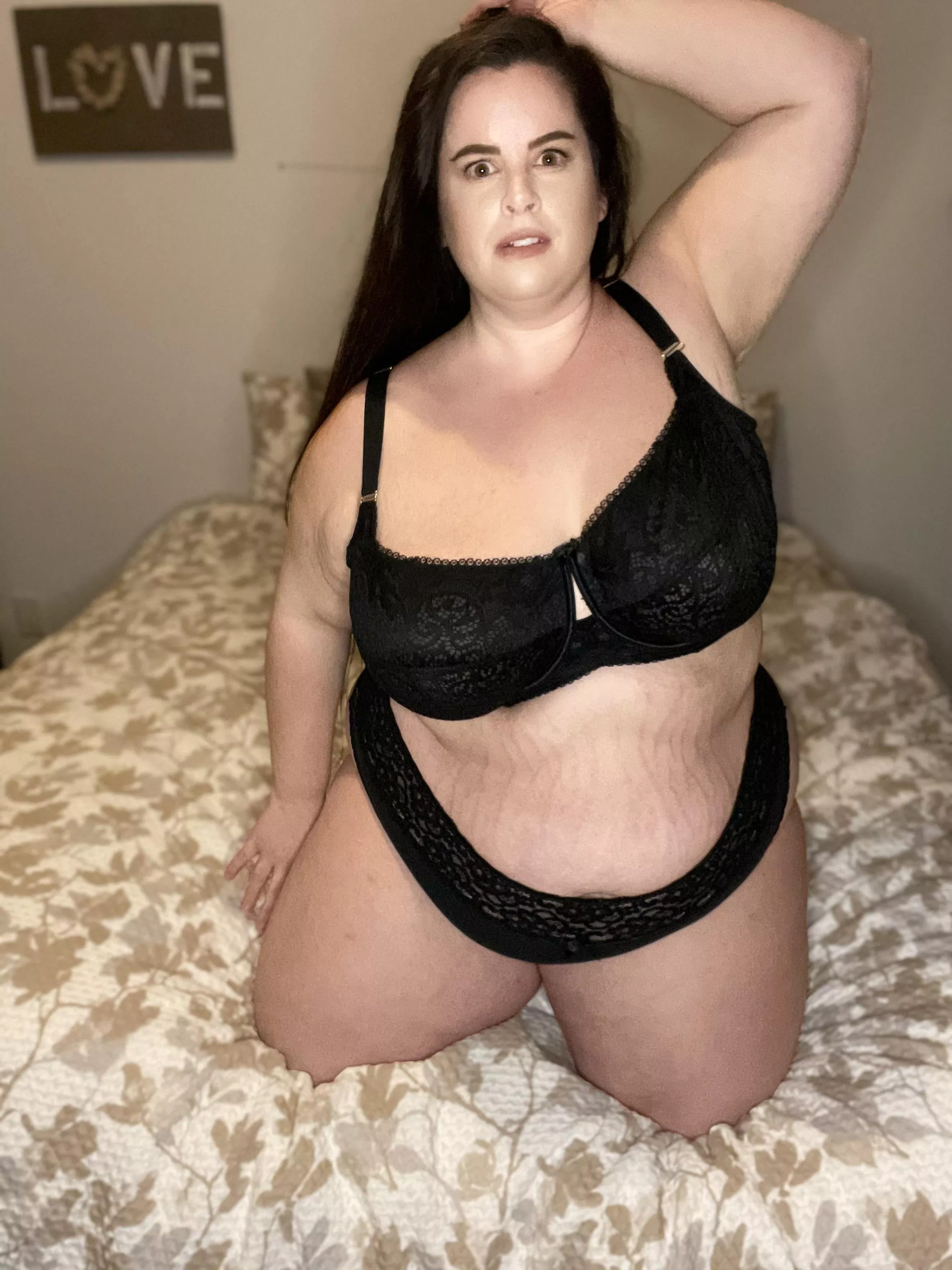 Thirsty Thursday. Anyone need some water? 🔥🌶