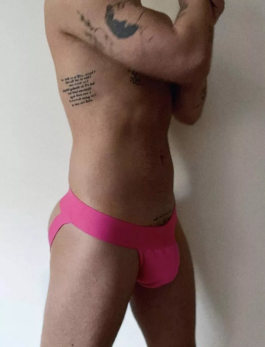 this boy can’t stop being horny 😏