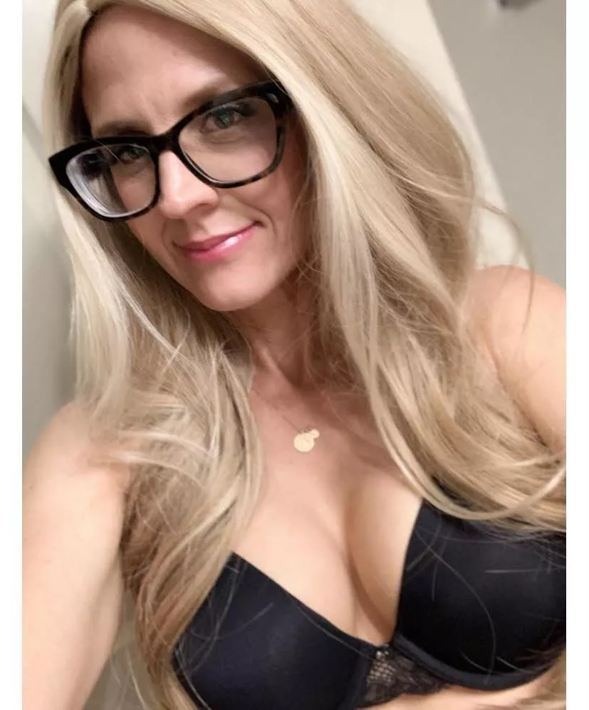 This bra can’t hold them in much longer