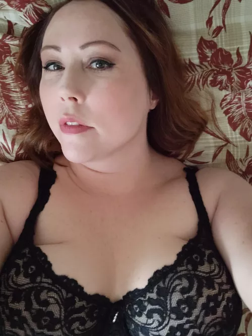 This bra is waay too tight [44F]