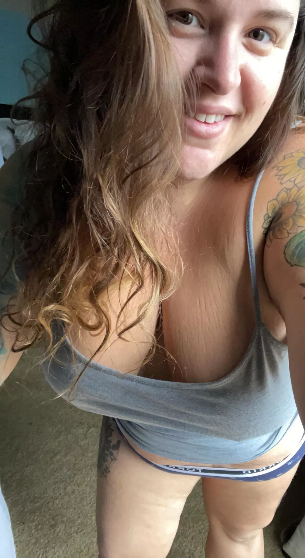 this busty tattooed bbw will have you obsessed !