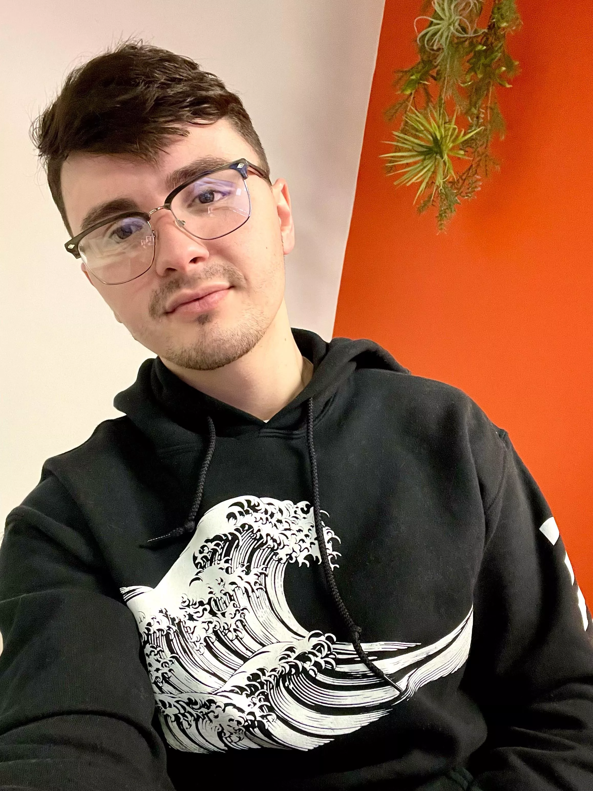 This day is dragging and it’s only a little past 10:30. Save me lol