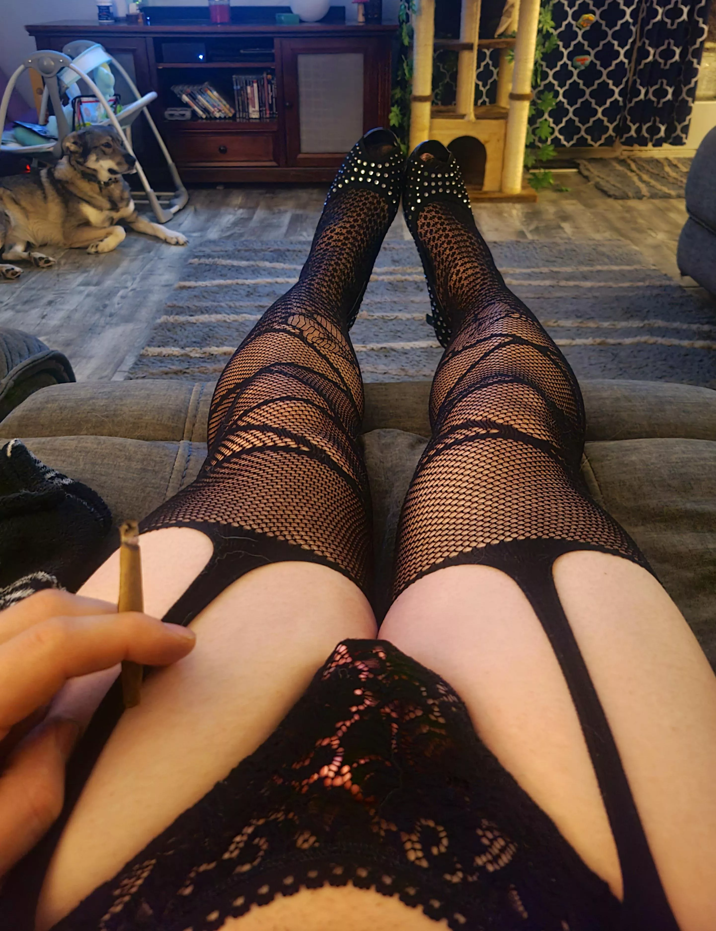 This is how all the guys relax after work right?