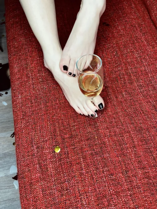 This is how I bring your champagne