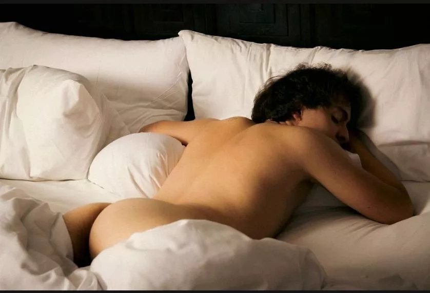 This is how I sleep 😴