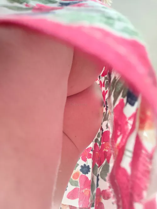 This is how it would look like if you secretly made a pic under my dress 🙈 (NSFW)