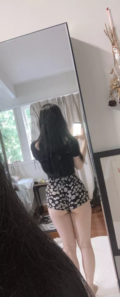 This is me from behind :3