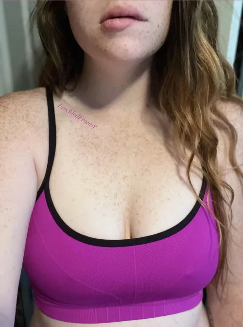This is my favorite sports bra π€