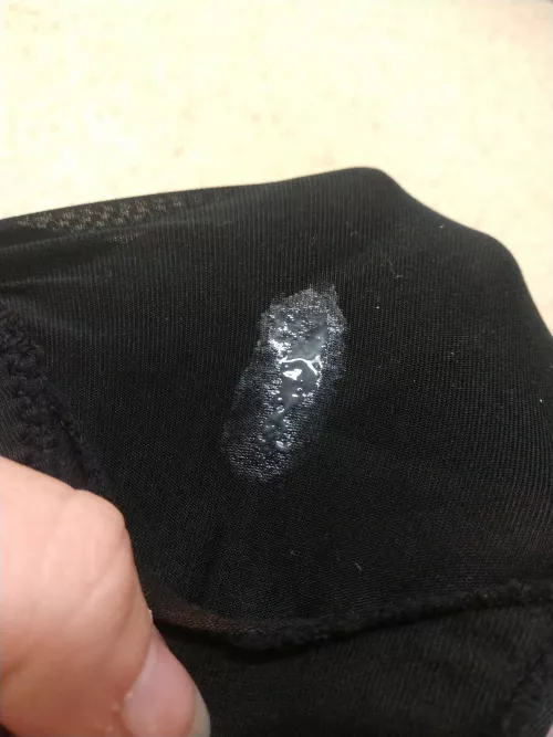 This is what happens when that bad boy gets ya excited 🤭