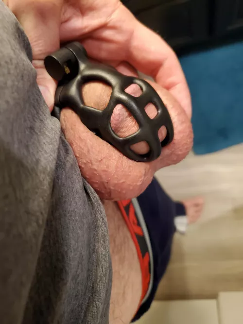 This is what hubby gets for Valentines day. Who wants to join him?