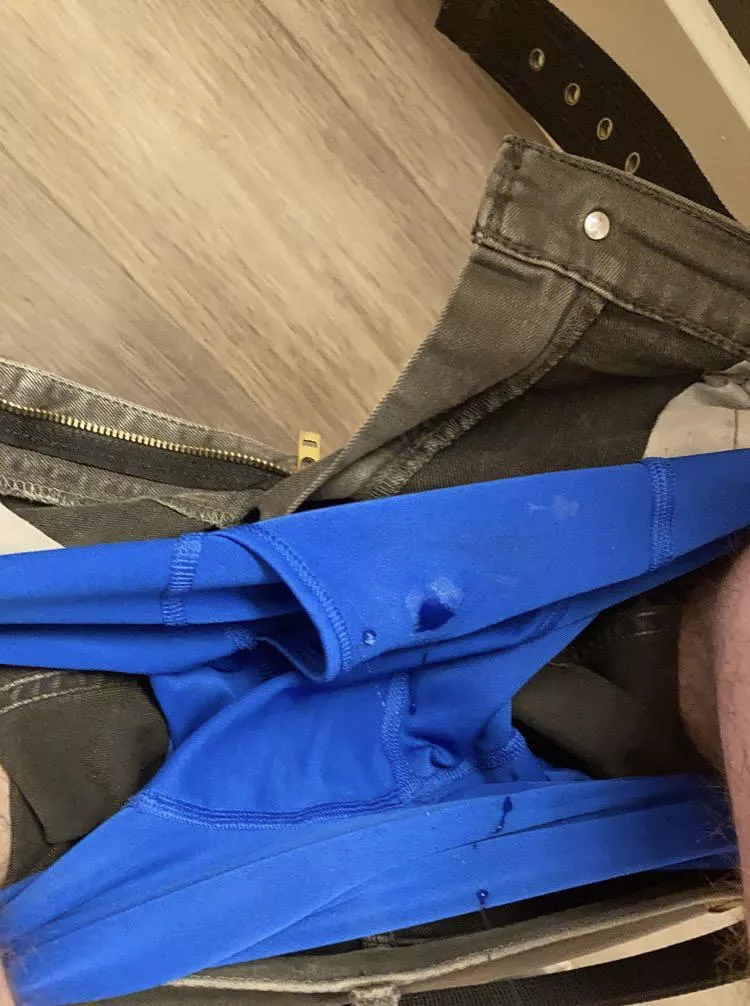 This is what my underwear looks like after a day of reading messages from y’all 🤫