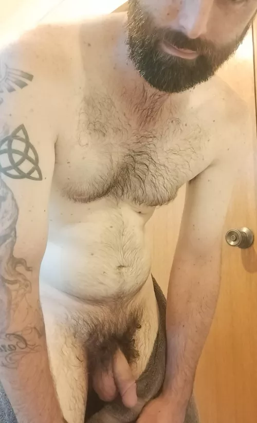 This lean and nerdy otter is ready for you.😈