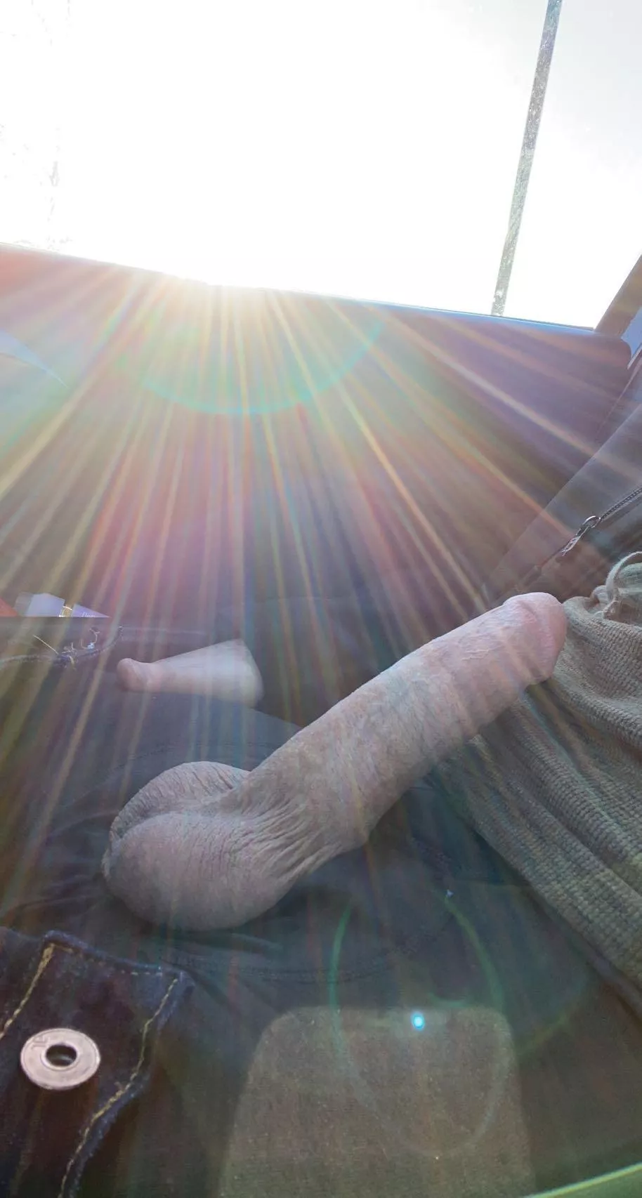 This little light of mine, I’m gonna let it shine. (M)