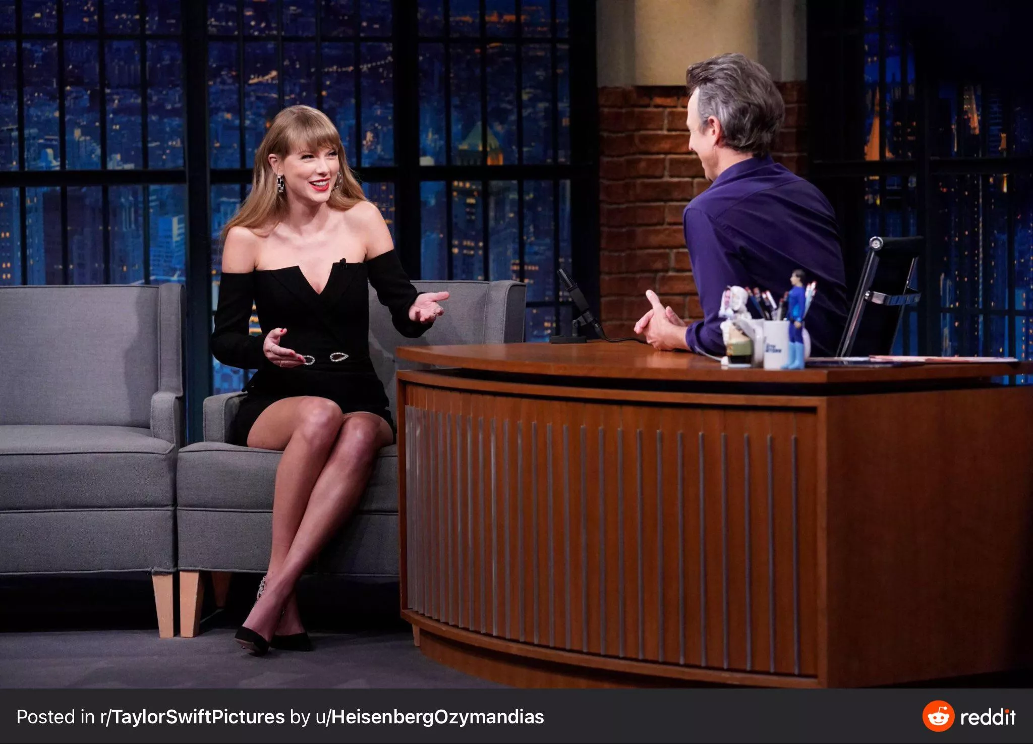 This look makes me want to fuck taylor swift so badly This look makes me want to fuck taylor swift so badly