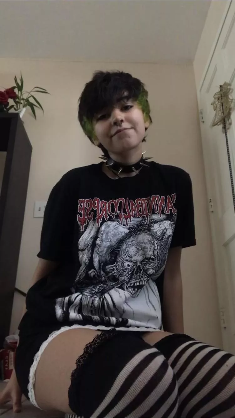 this past week has been pretty bad ): can i have a hug?