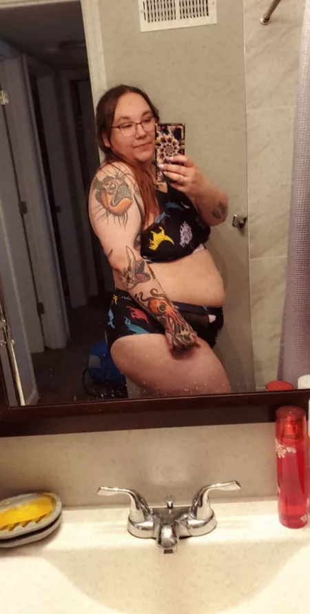 This picture is very tame compared to my other content 🤭🤭