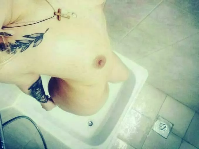 This picture will let you know that mommy is very sexy