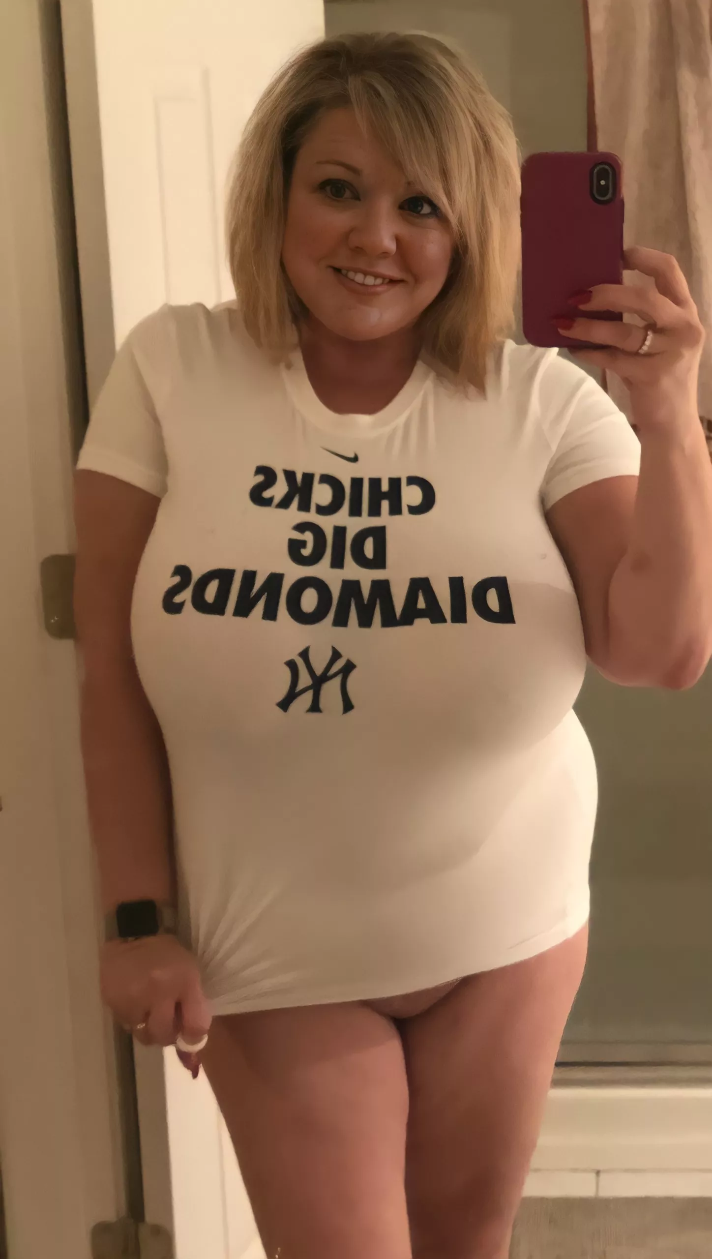 This shirt is just a tad snug 😅😉