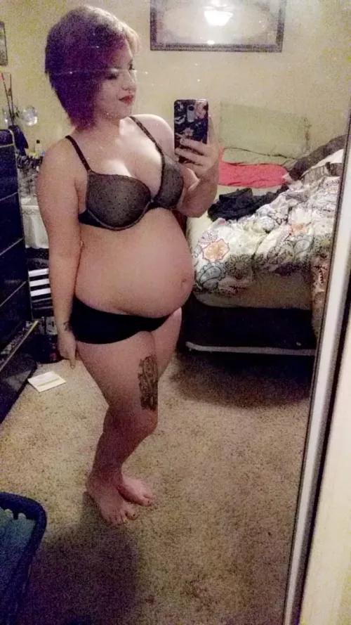 This was when i was pregnant with my first. I think this might have been around 25-30 weeks?
