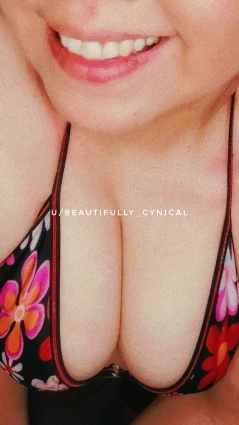 This will do (f)or now. Happy Singles Awareness Day or shall I say, Happy Independence Day! 😉😘