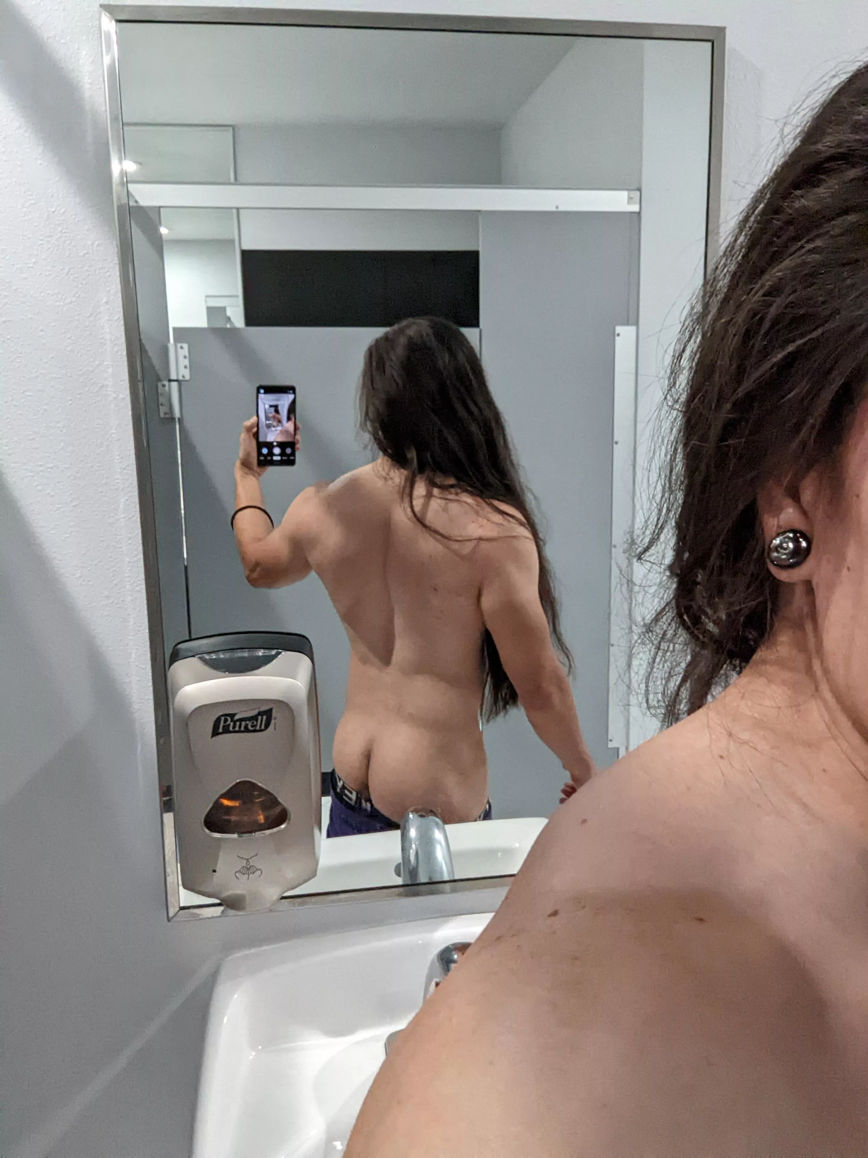 This workout had me pu(m)ped do you agree? 😁