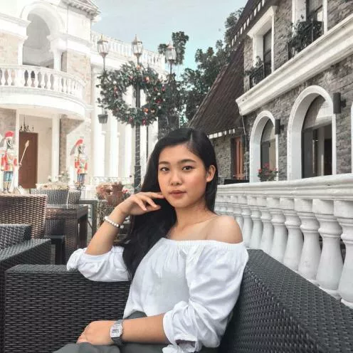 Thought I looked good in this photo, hope you guys like it! :) Thought I looked good in this photo, hope you guys like it! :)