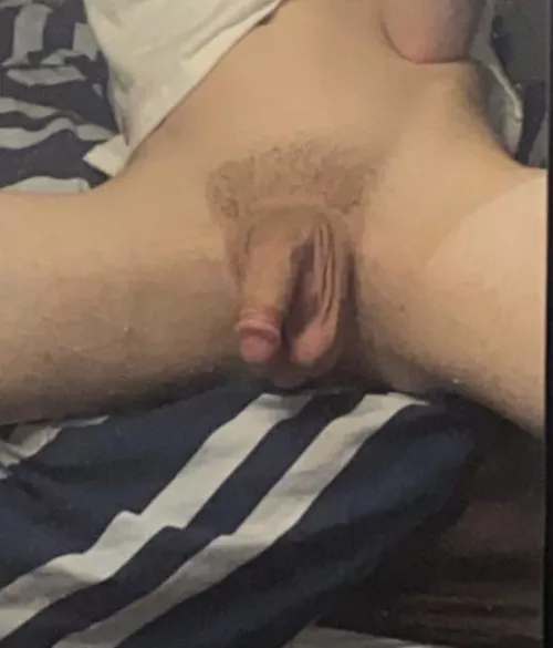 thought i’d bless your screens with my softie, like if you stopped scrolling