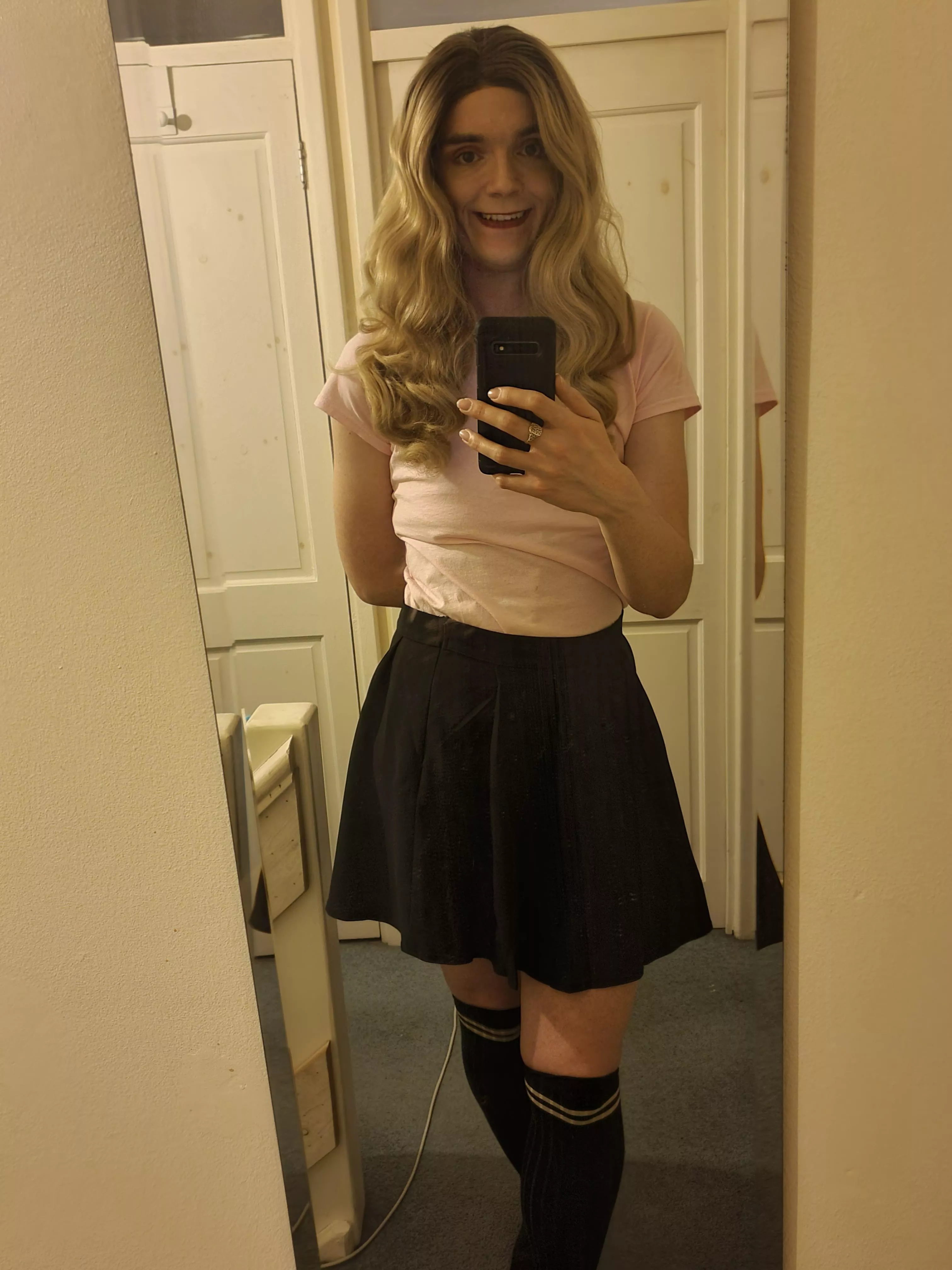 Thought I'd give the old skirt n socks look a go!