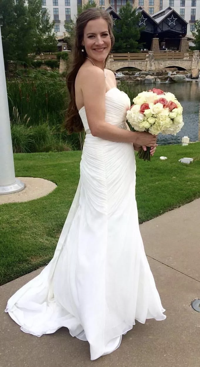 Thoughts on this brunette on her wedding day?