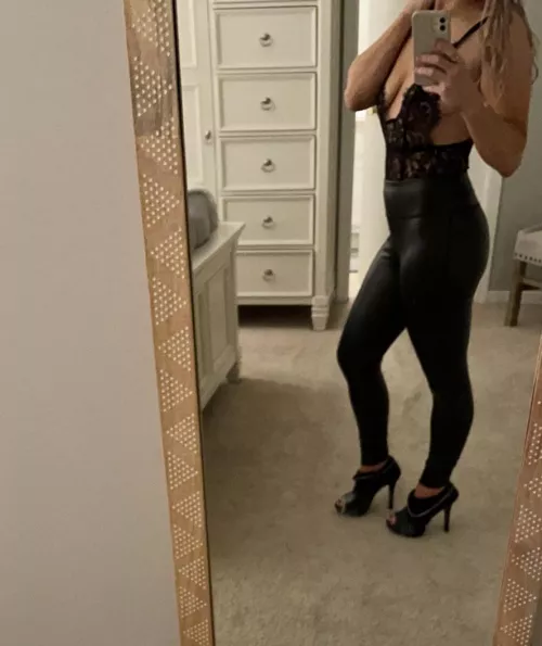 Thoughts on this outfit for our next date?