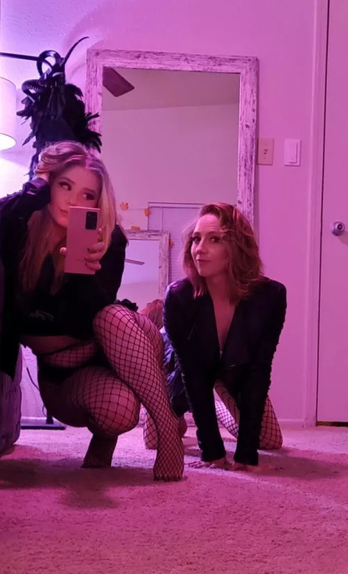 Threeway Tuesday anyone?