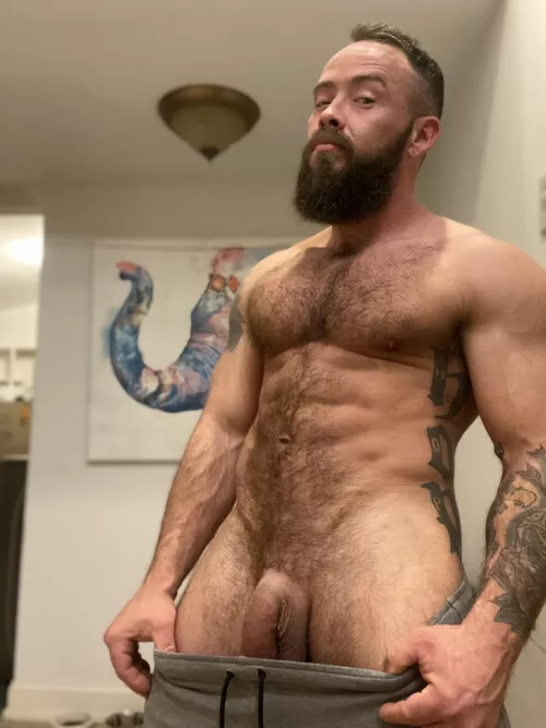 Throbbing Thursday🍆who wants to play?😉