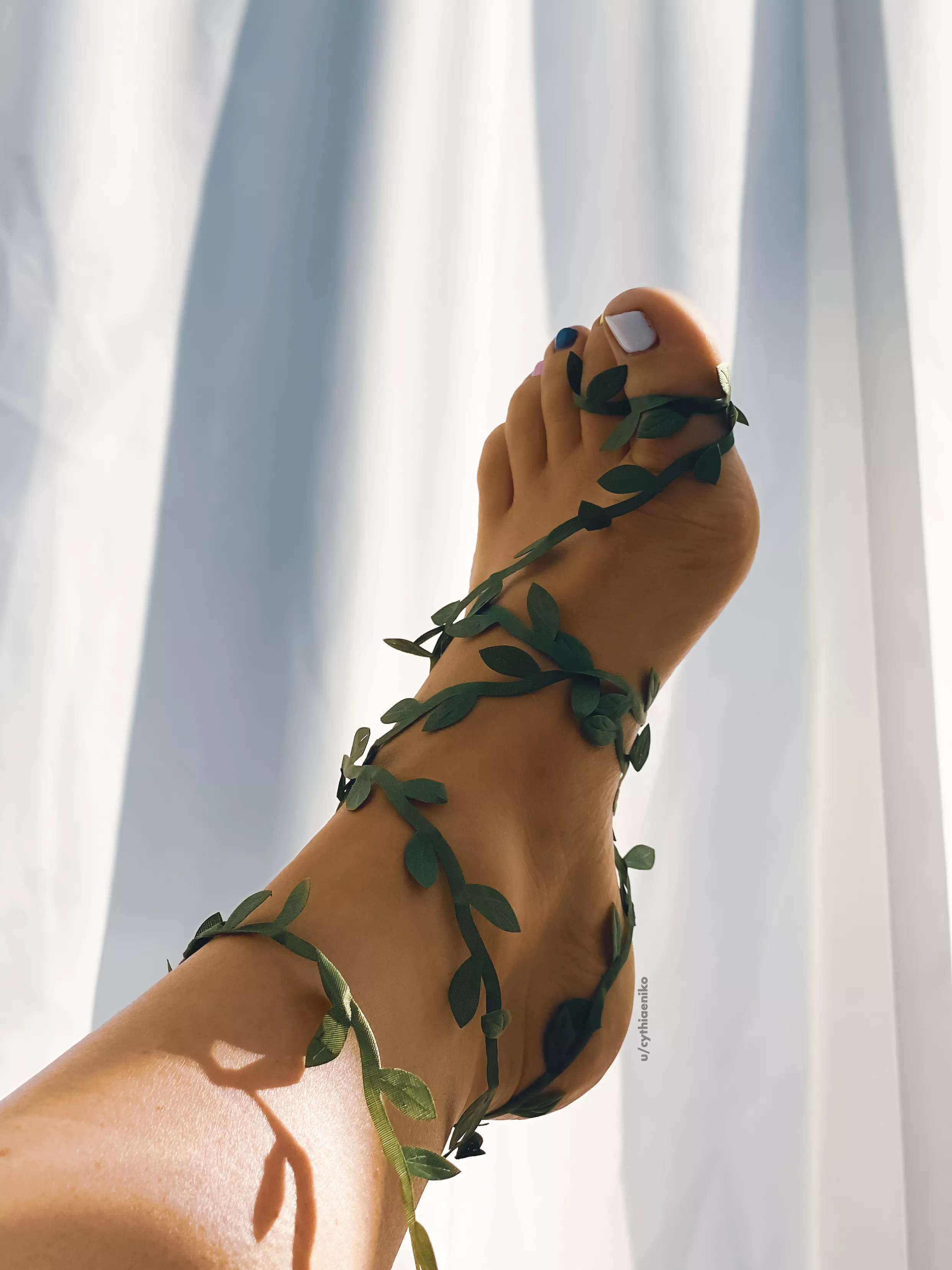 Tie me up, or be tied up?