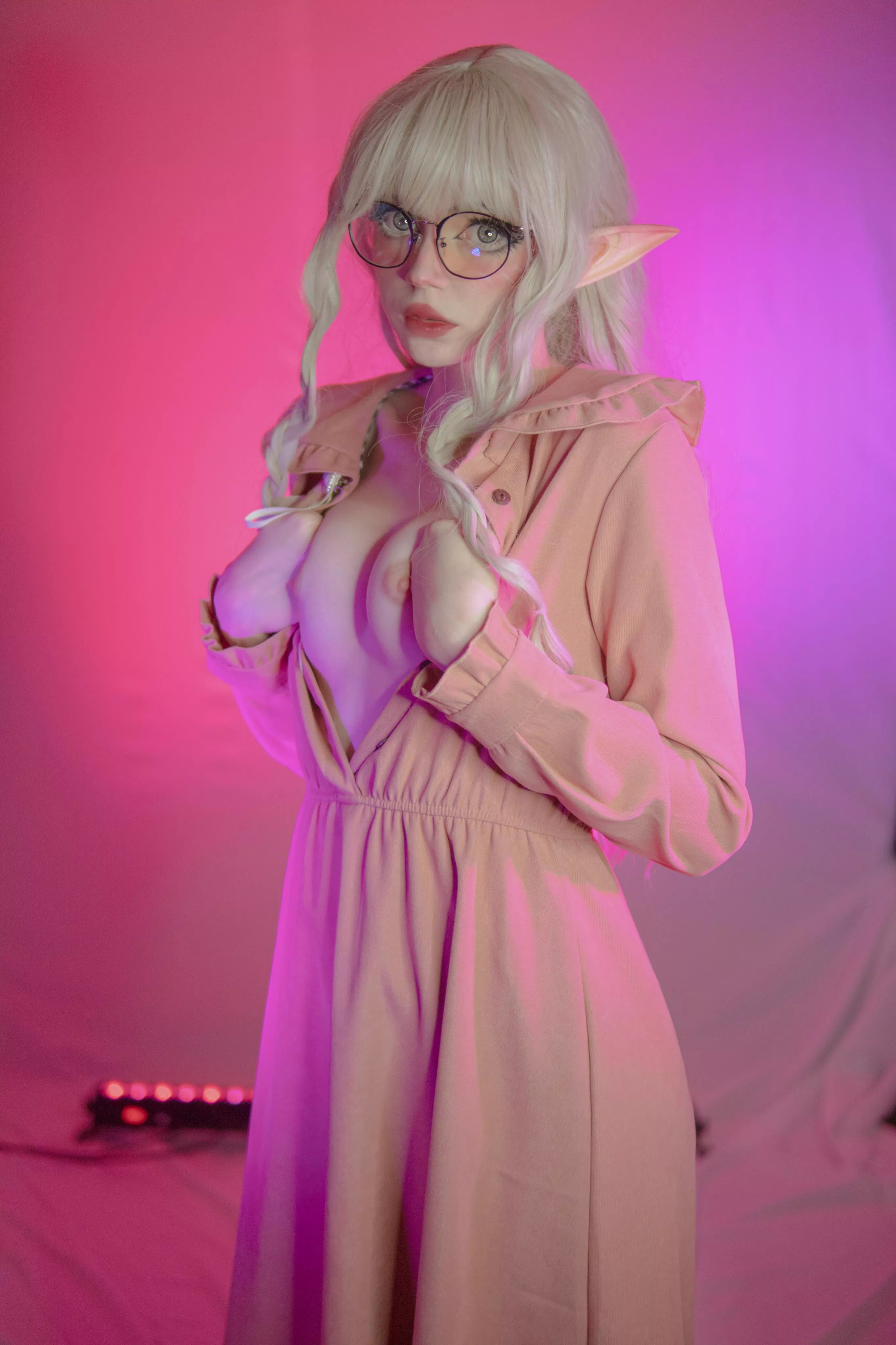 Tiny elves deserve attention too 🥺 Tiny elves deserve attention too 🥺