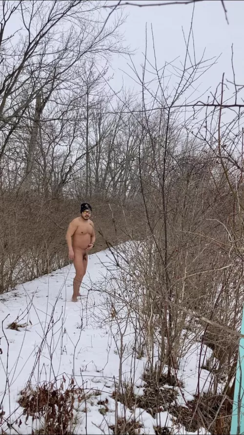 Tired of being nude inside and had to get out