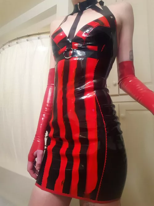 Tis the season to be shiny 😈