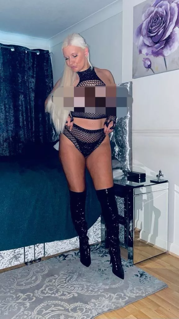 Titties aren’t for you loser, you should hump your pillow to big dick only Titties aren’t for you loser, you should hump your pillow to big dick only