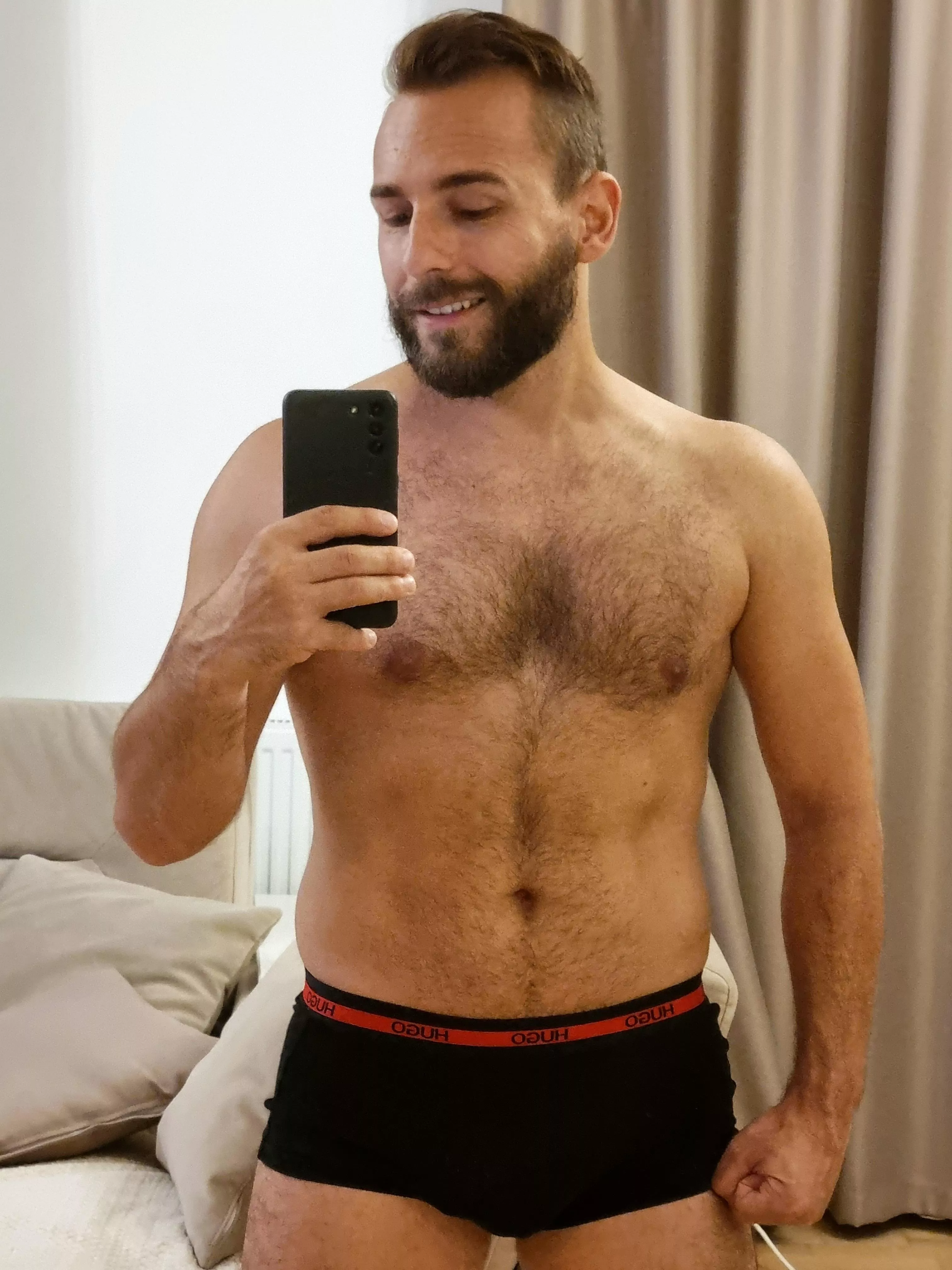 to shave my body or to let it like this ? 🤤