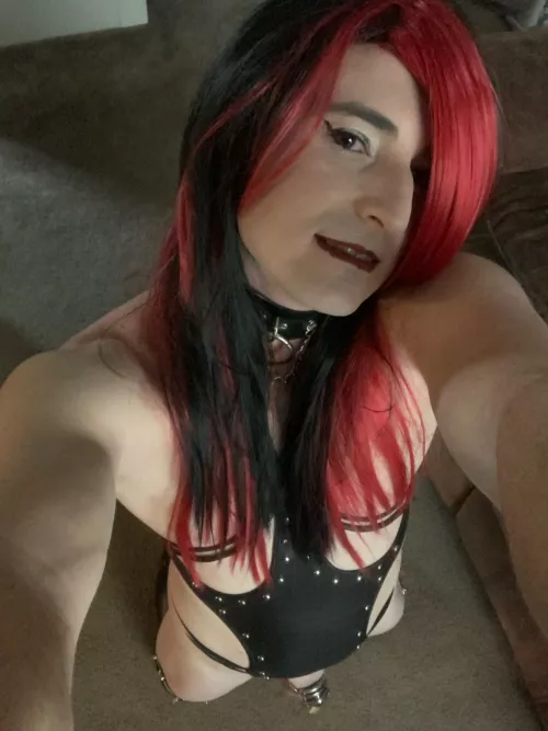 To the five people who see this. Hi 🔐😘👽