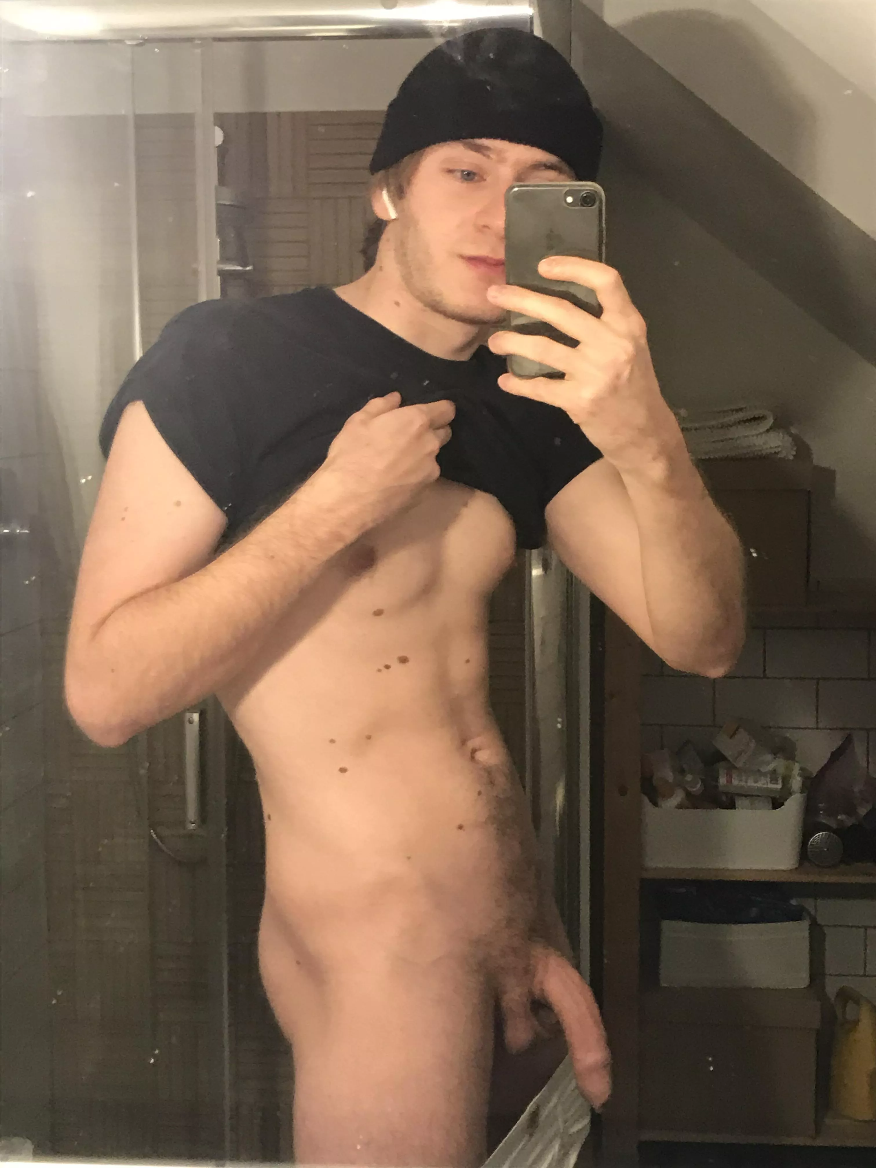 To your throat and back 💁‍♂️💦