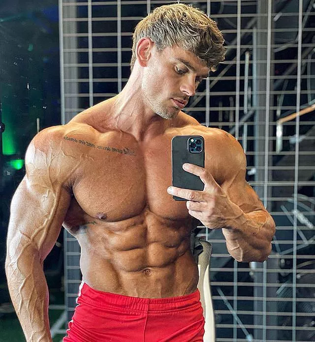 “Toby Richards” …