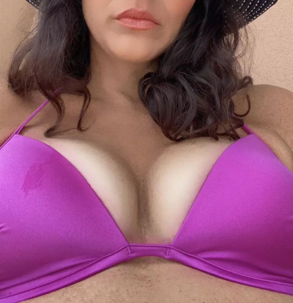 Today is my 40th birthday, and I’m ALL natural 😉🎂