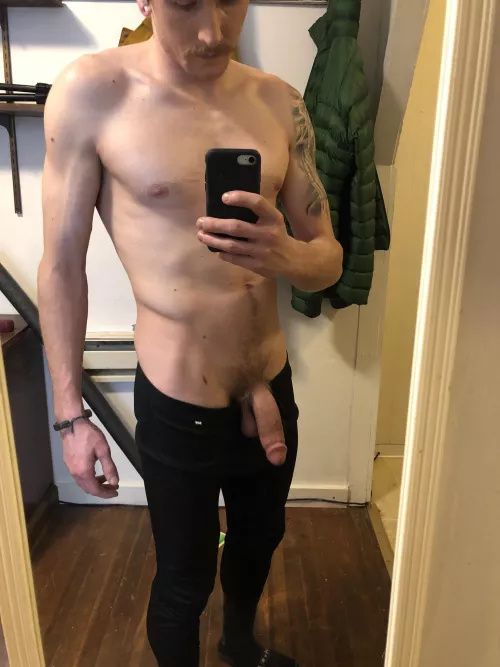 Today is my Sunday. I’m laying low today. 😘