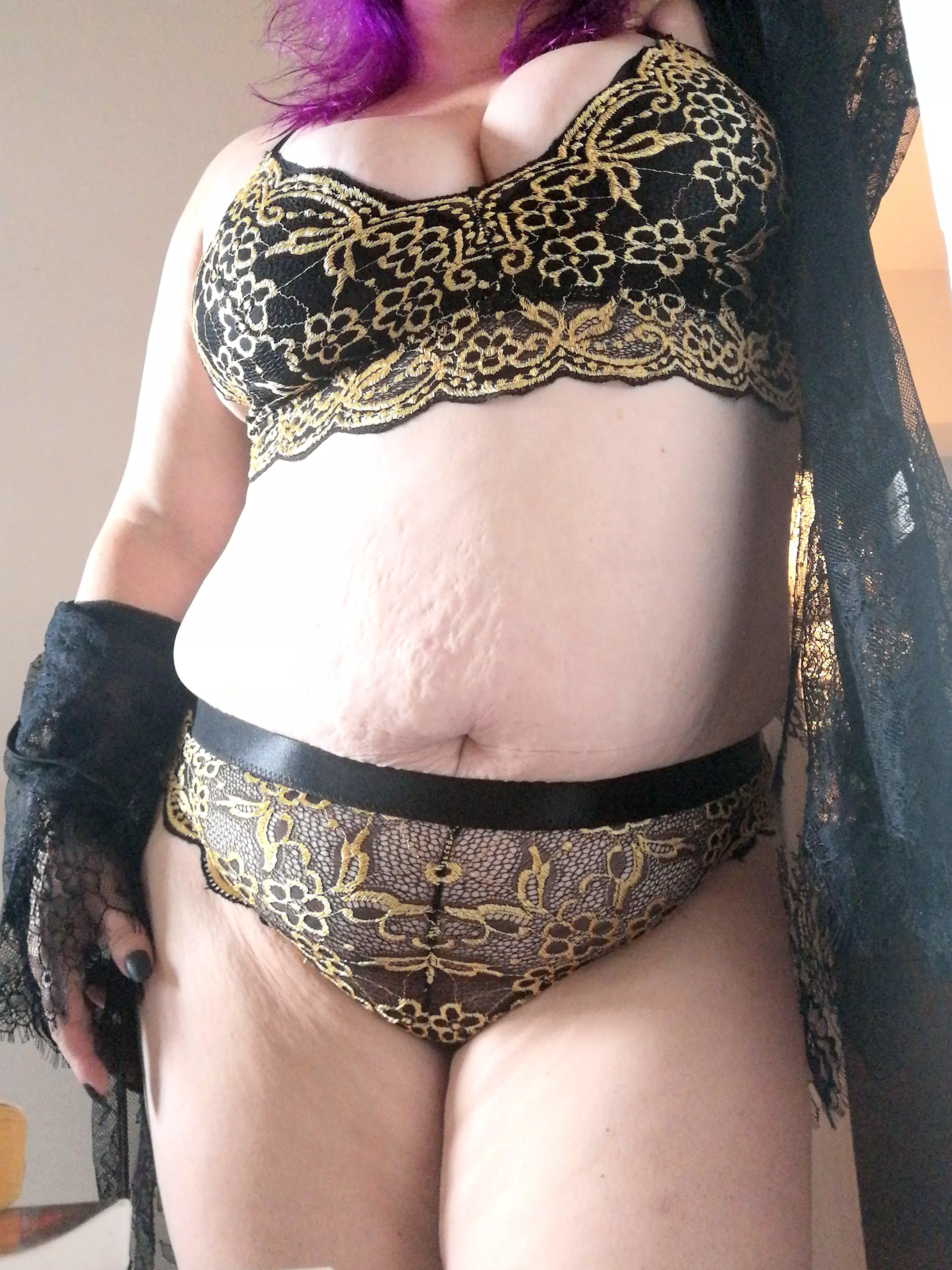 Today's been such a wanker I legit thought it was Monday. Save me! Today's been such a wanker I legit thought it was Monday. Save me!